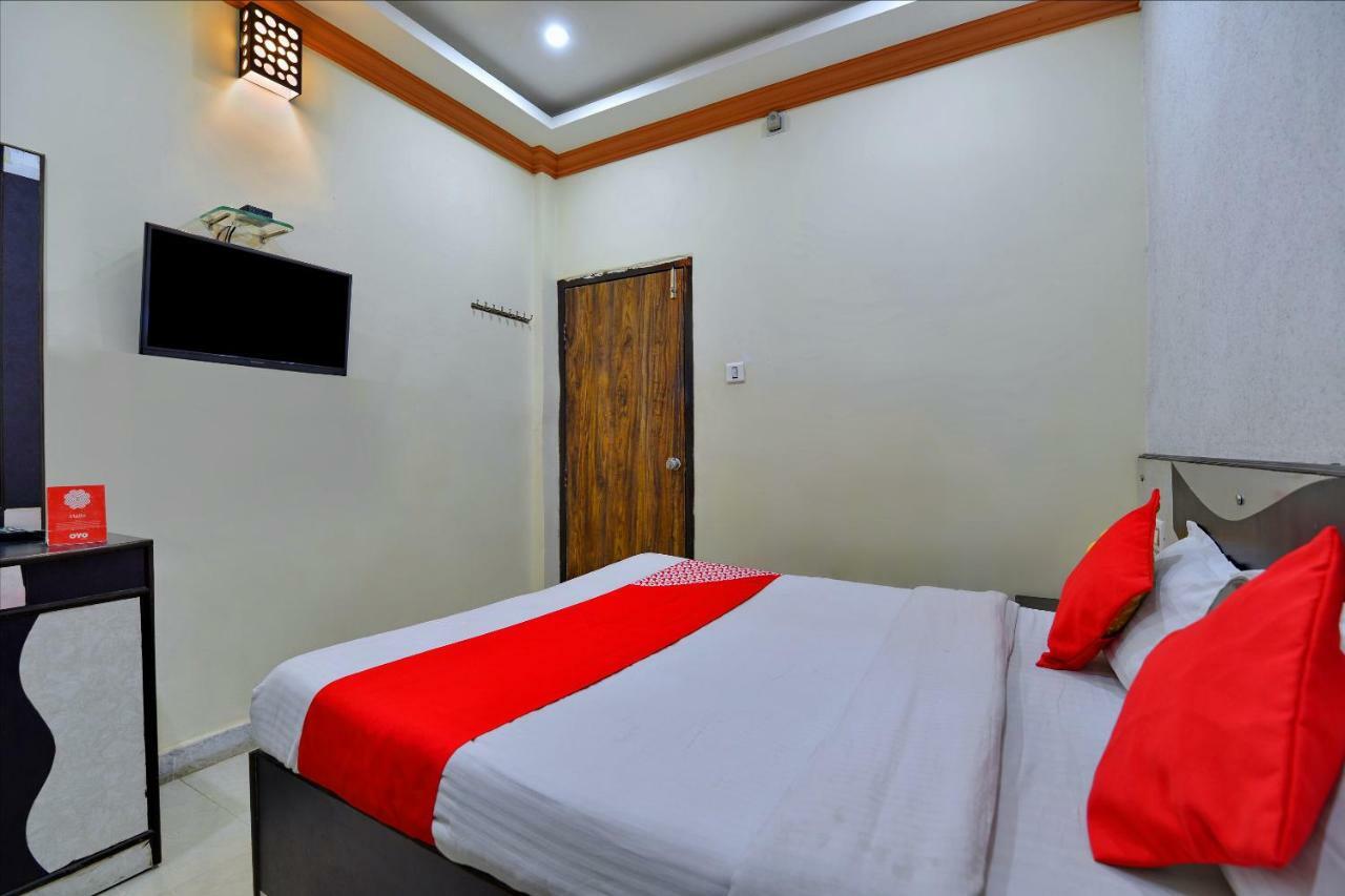 Oyo 6541 Hotel Relax Inn อุเดเปอร์ ภายนอก รูปภาพ
